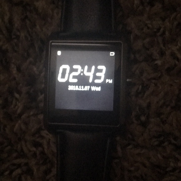 SMARTWATCH - Picture 2 of 8